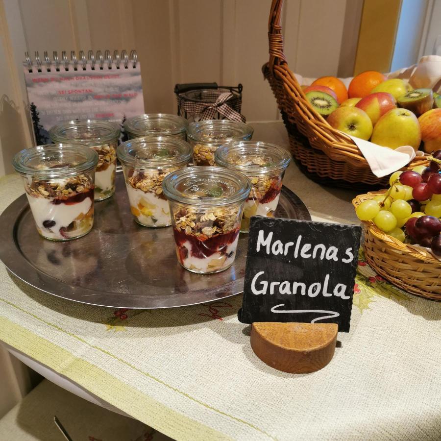 Wanderhotel Sonnebergbaude Waltersdorf  Ngoại thất bức ảnh