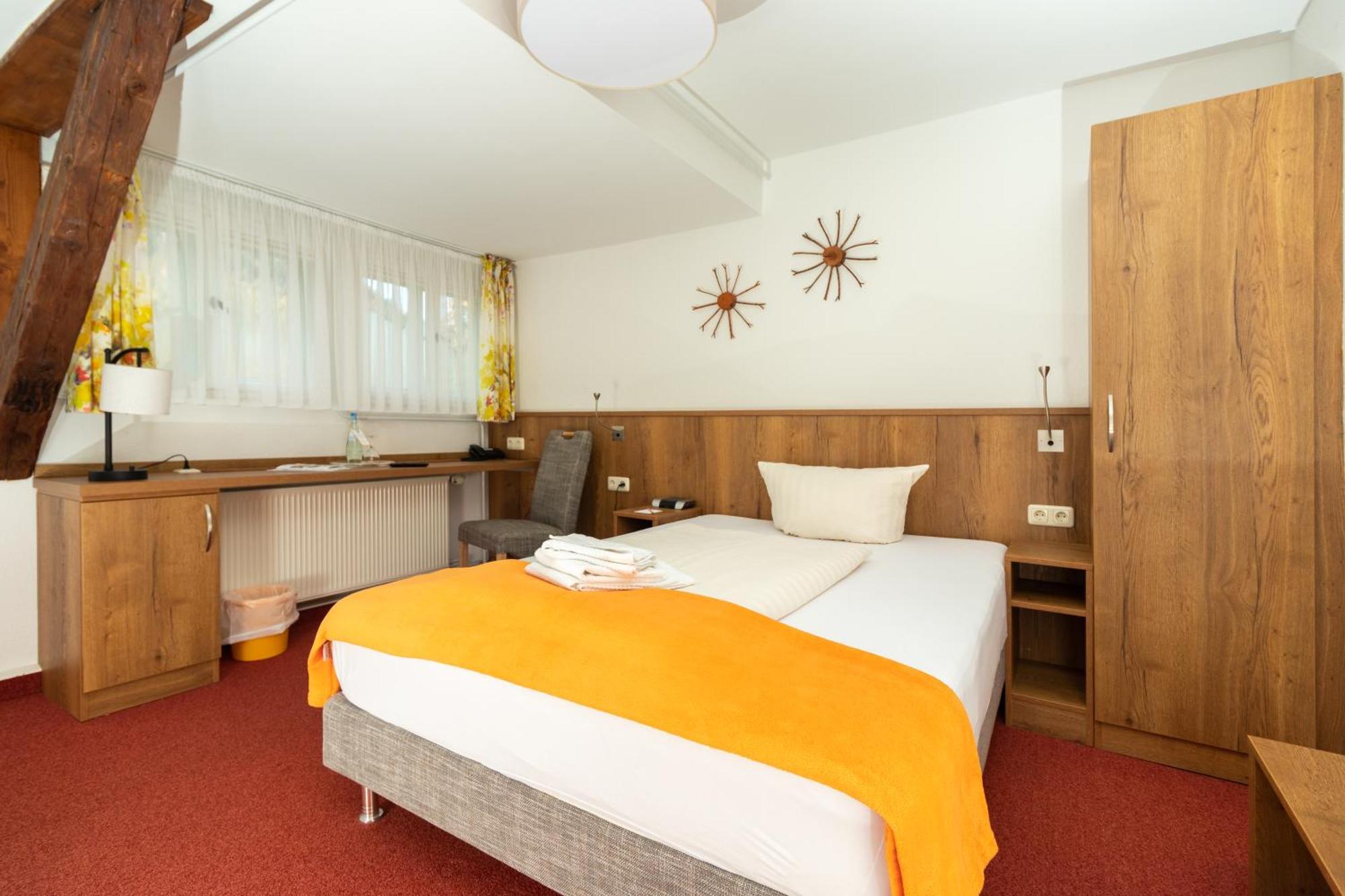 Wanderhotel Sonnebergbaude Waltersdorf  Ngoại thất bức ảnh