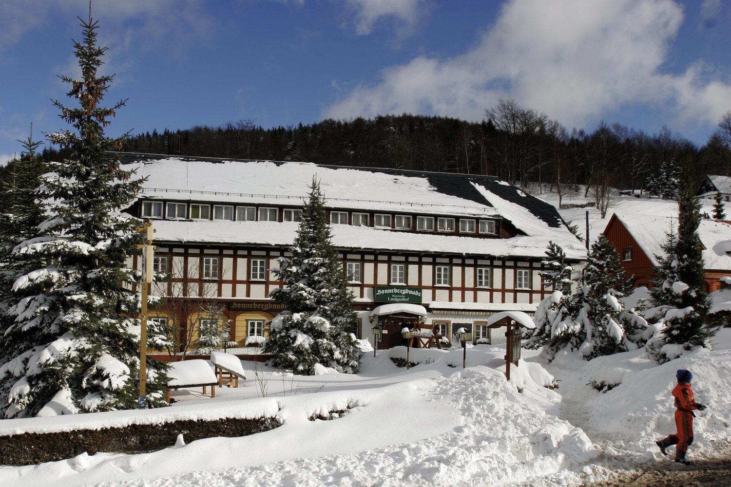 Wanderhotel Sonnebergbaude Waltersdorf  Ngoại thất bức ảnh
