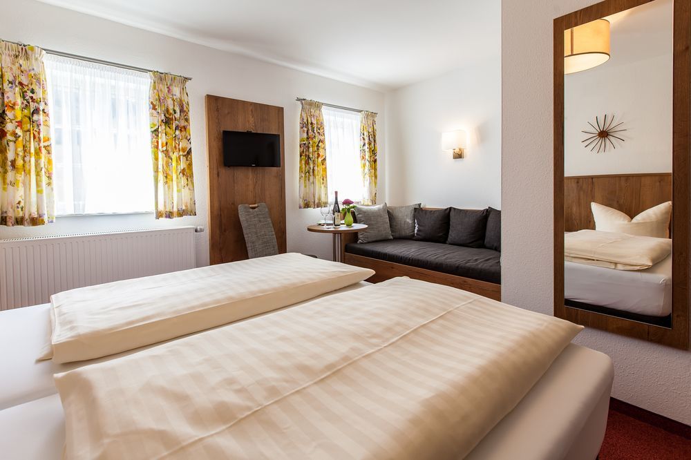 Wanderhotel Sonnebergbaude Waltersdorf  Ngoại thất bức ảnh