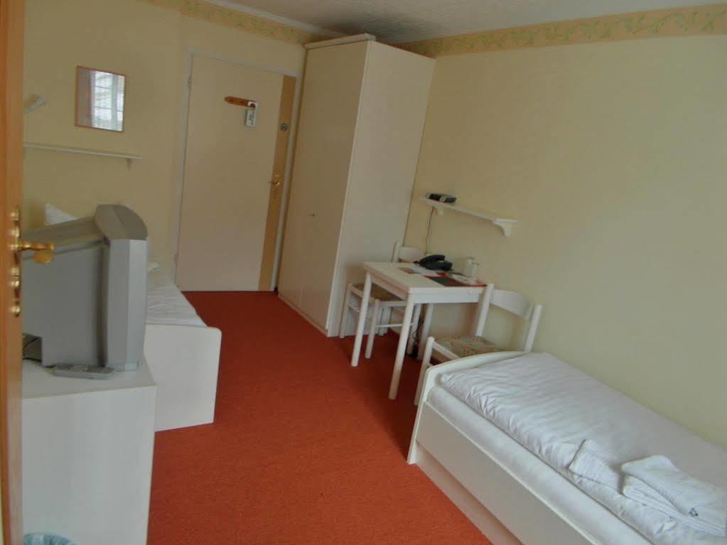 Wanderhotel Sonnebergbaude Waltersdorf  Ngoại thất bức ảnh